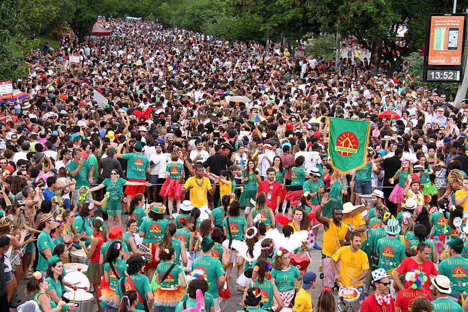 Bangalafumenga deve mudar o desfile de lugar em 2016
